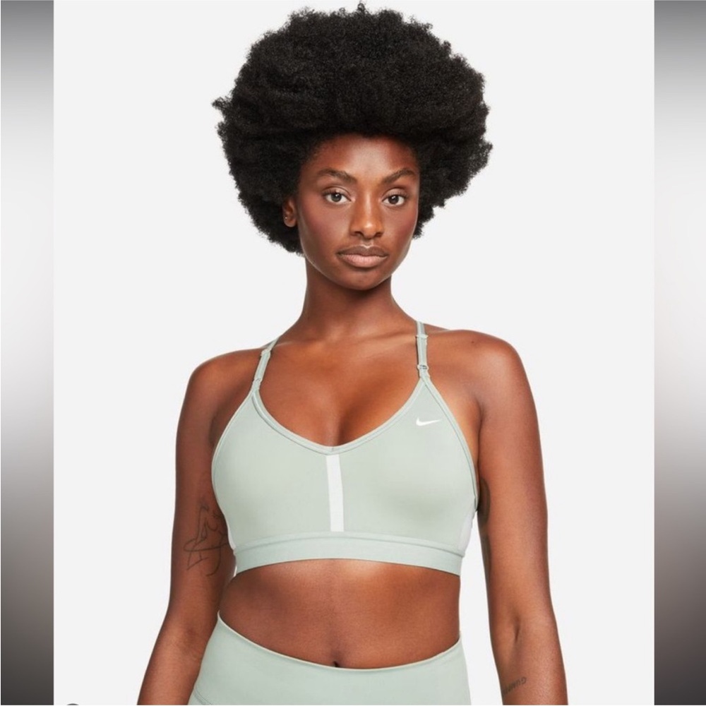 Nike | Indy Women's Light-Support Padded V-Neck Sports Bra - Picture 2 of 7
